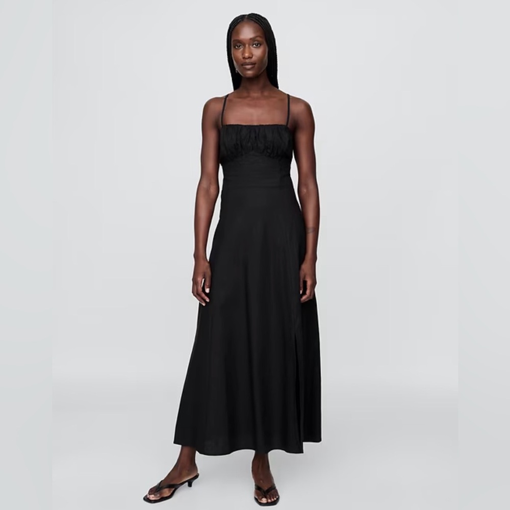 GAP Black Midi Dress. Linen-Blend Shirred Bodice
Maxi Dress